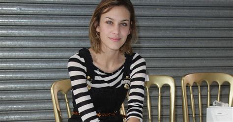 what happened to alexa chung